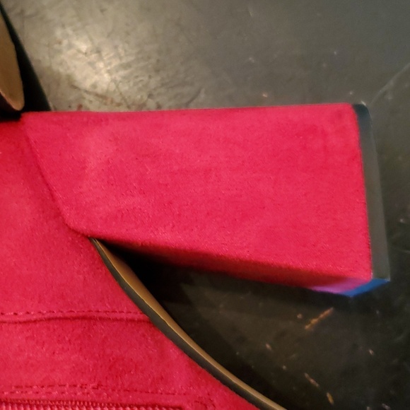 Jessica Simpson, Red Suede over the knee boot - Picture 5 of 7